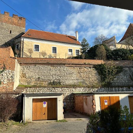 Family Provence Mikulov Apartamento Exterior foto