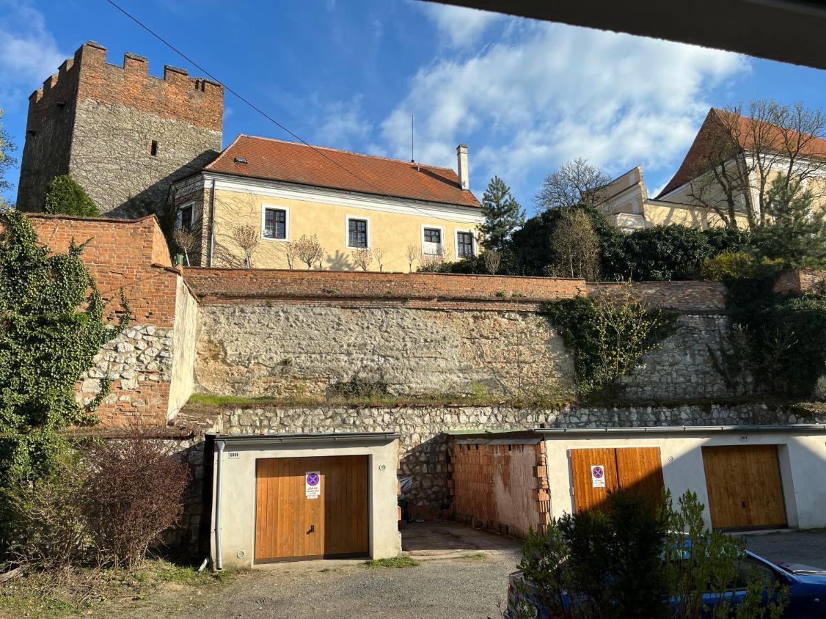 Family Provence Mikulov Apartamento Exterior foto