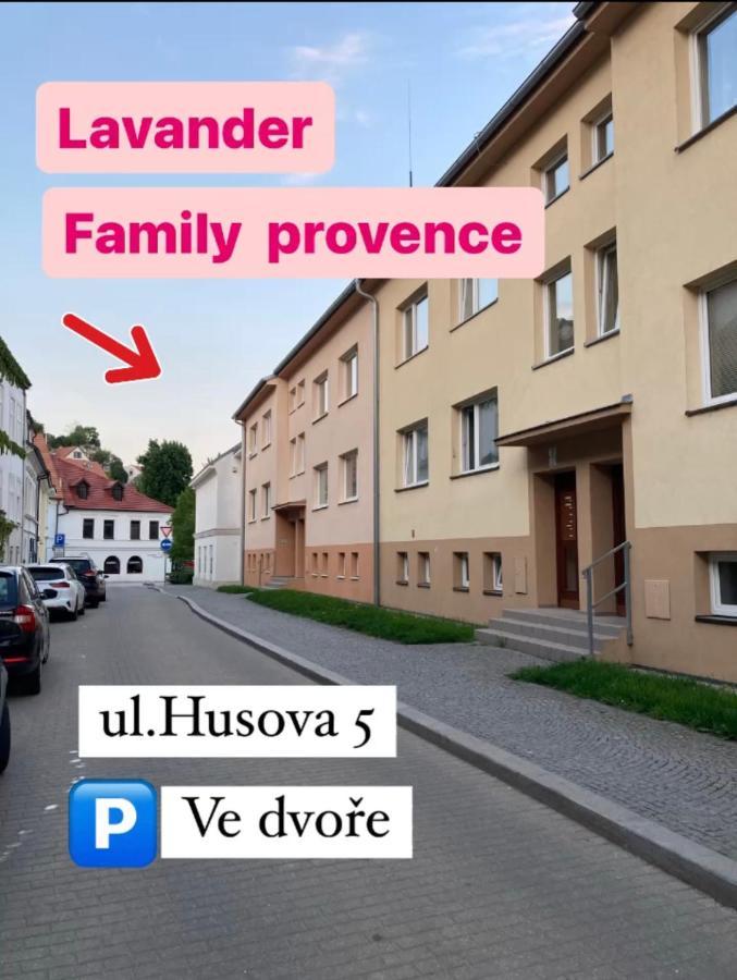 Family Provence Mikulov Apartamento Exterior foto